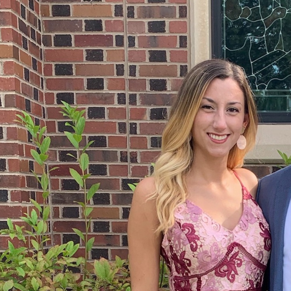 Meet your Posher, Nicole